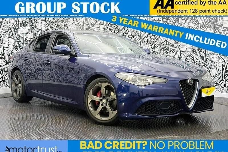 Used Alfa Romeo Giulia Edizione Speciale 180 HP (132 kW) 2018 Blue Sedan
