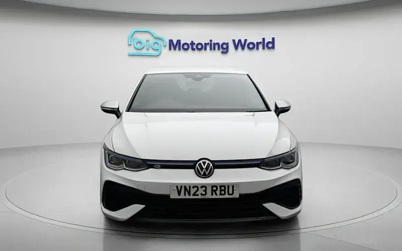 Used VW Golf VIII R 320 HP (235 kW) 2023 White Hatchback