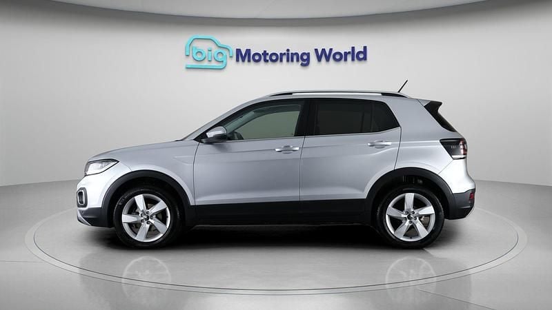 Used VW T-Cross SEL 110 HP (80 kW) 2023 Silver SUV