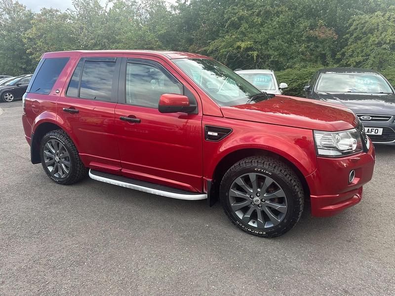 Red Used 2012 Land Rover Freelander 2 Dynamic SUV | £7,995 (Expensive) - Image 1/4