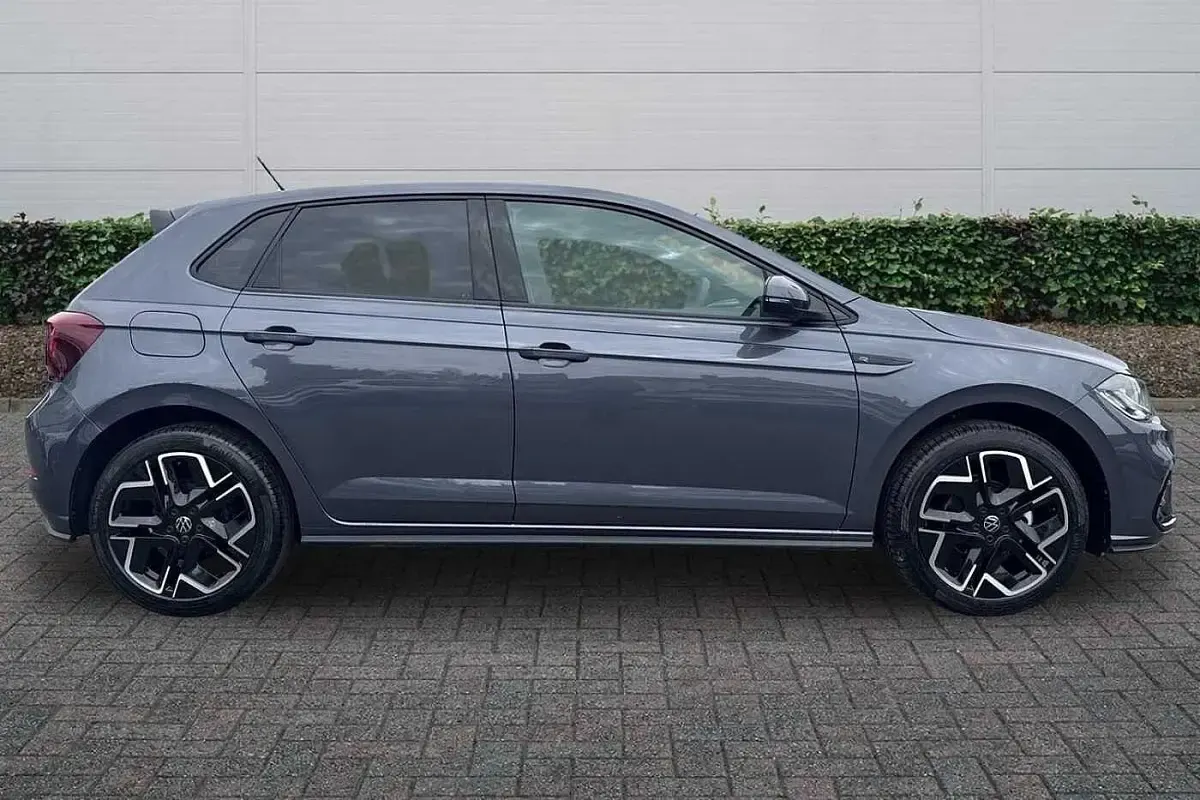 New VW Polo R-line 95 HP (69 kW) 2026 Smokey grey Hatchback