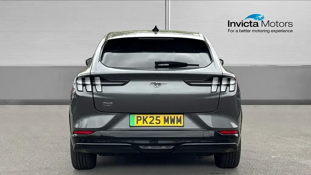 Second-hand Ford Mustang Mach-E Premium 258 kW (351 CP) 2025 Gri SUV