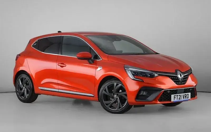 Used Renault Clio RS Line 90 HP (66 kW) 2023 Hatchback