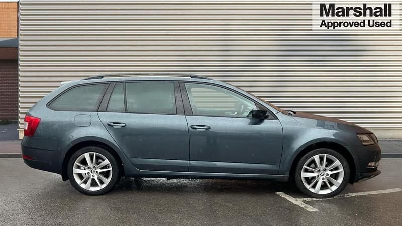 Used Skoda Octavia SE L 150 HP (110 kW) 2020 Grey Estate