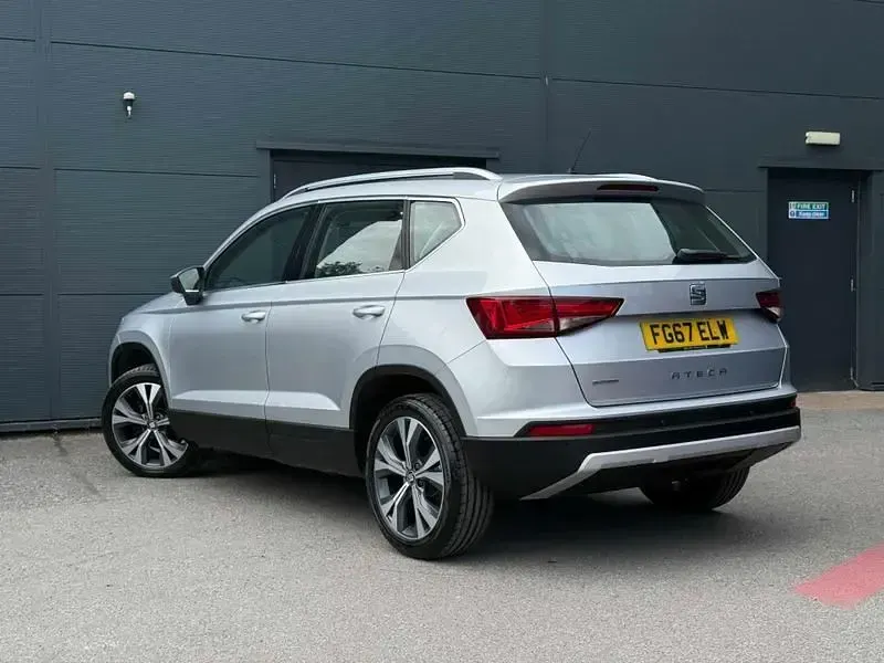 Używany Seat Ateca Ecomotive 115 KM (84 kW) 2017 Srebrny SUV
