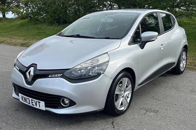 Silver Used 2013 Renault Clio IV Expression+ Hatchback | £3,995 (A bit pricey) - Image 1/1