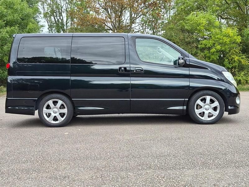 Used Nissan Elgrand 2009 Black MPV