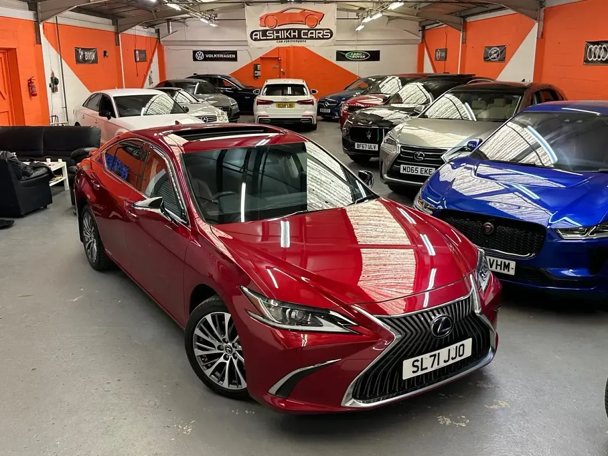 Used Lexus ES300H 2021 Red Sedan