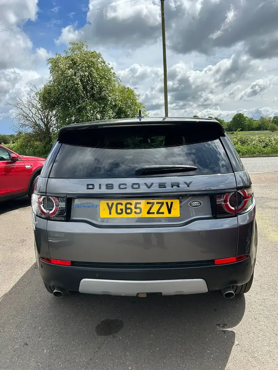 Used Land Rover Discovery Sport HSE 150 HP (110 kW) 2015 Grey SUV
