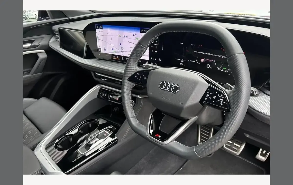 Used Audi Q5 Comfort 200 HP (147 kW) 2026 Blue SUV