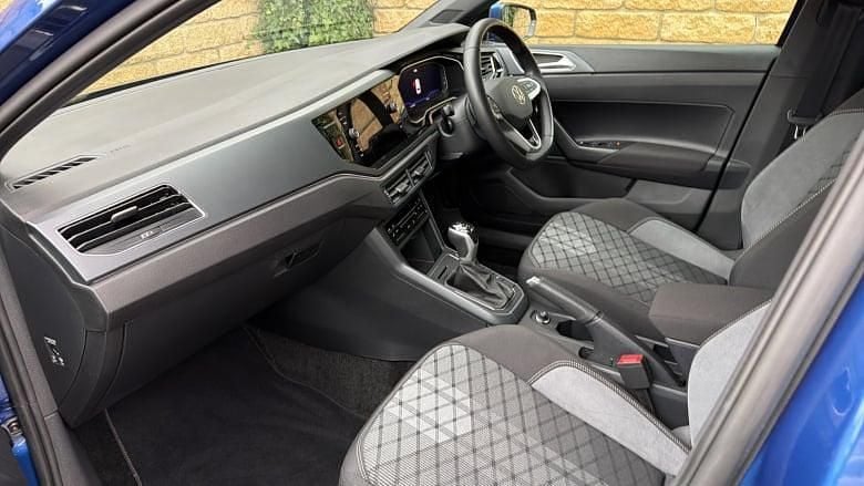 Used VW Polo R-line 116 HP (85 kW) 2025 Blue Hatchback