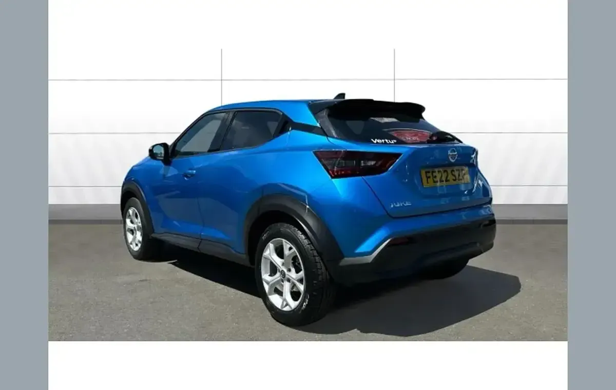Used Nissan Juke N-Connecta 112 HP (82 kW) 2022 Blue SUV