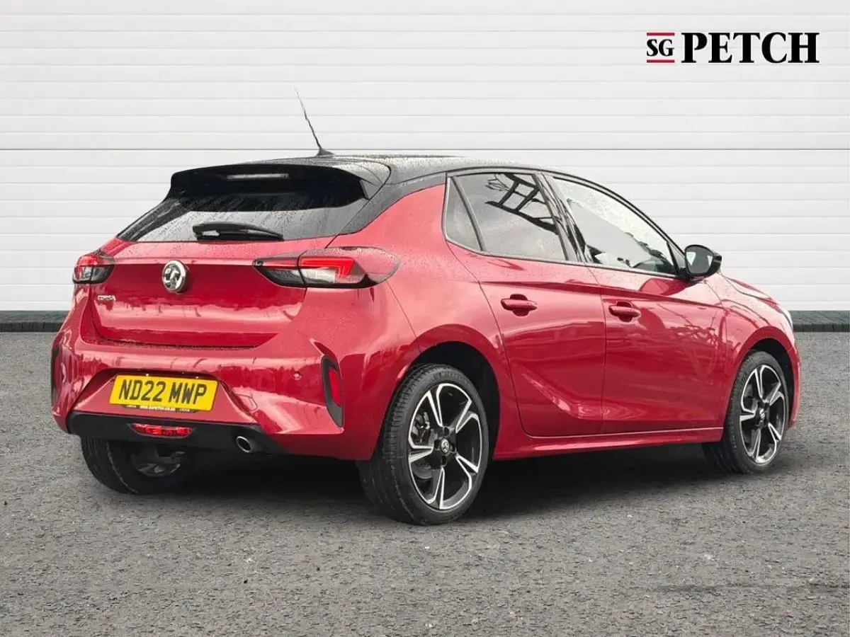 Used Vauxhall Corsa Edition 99 HP (72 kW) 2022 Red Hatchback