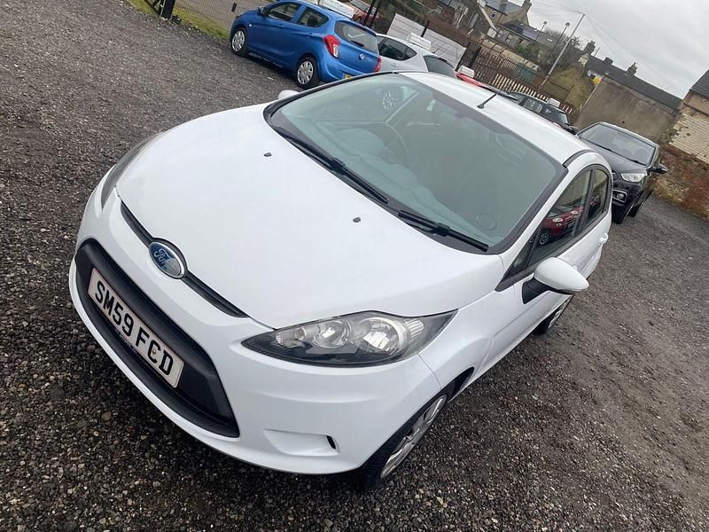 Used Ford Fiesta Style 2009 White Hatchback
