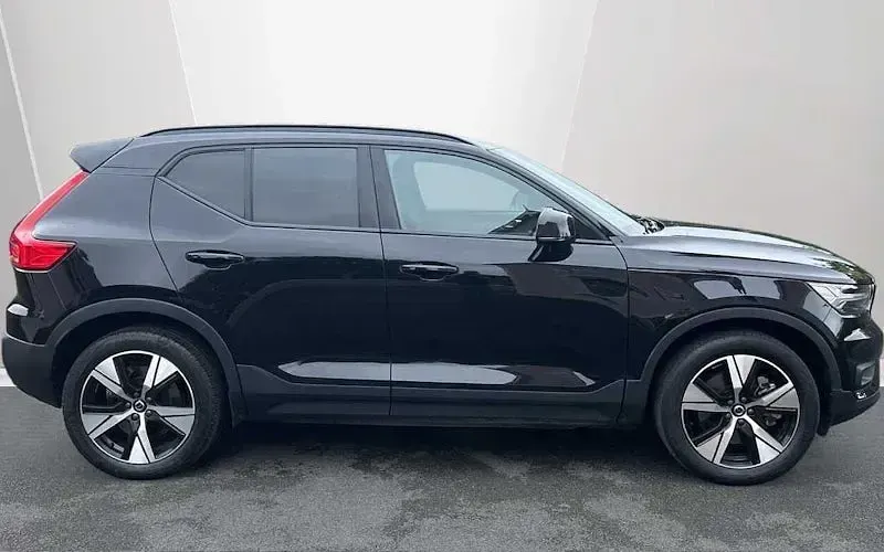 Usado Volvo XC40 Plus 300 kW (408 HP) 2022 SUV
