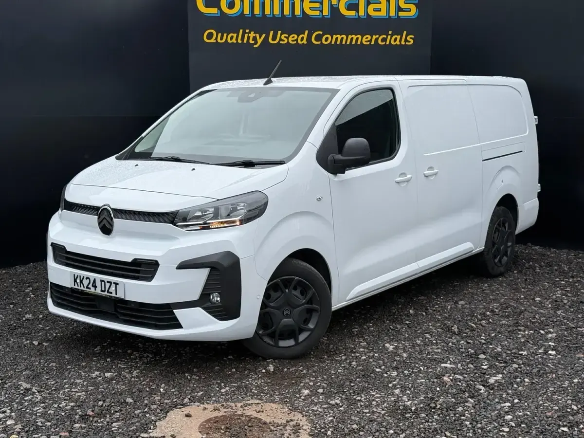 Used Citroën Dispatch 120 HP (88 kW) 2024 White MPV