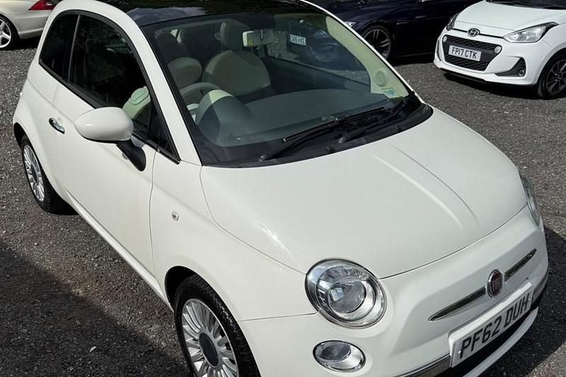 White Used 2013 Fiat 500 Lounge Hatchback | £3,150 (Fair price) - Image 1/1