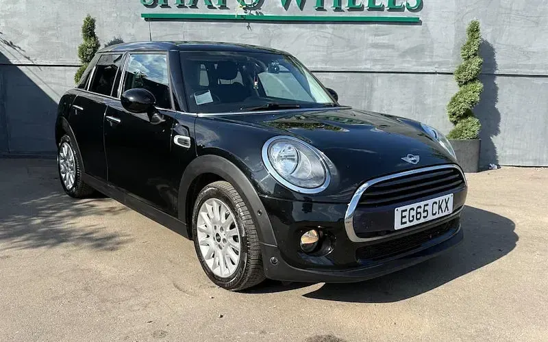 Used Mini Cooper Hatch 136 HP (100 kW) 2015 Hatchback