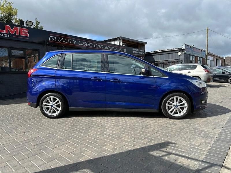 Usado Ford Grand C-Max Zetec 120 HP (88 kW) 2015 Azul Monovolume