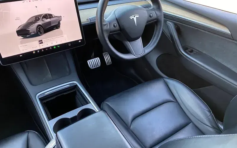 Usado Tesla Model Y Performance 392 kW (534 HP) 2023 Cinzento SUV