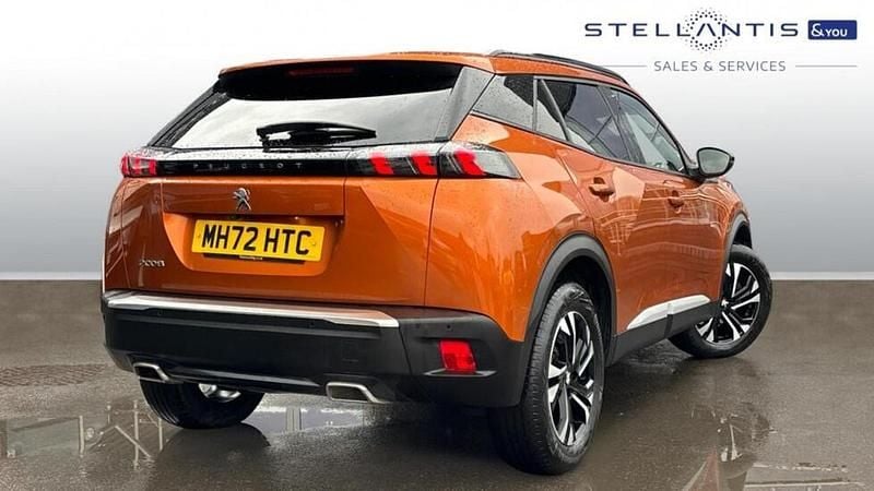 Used Peugeot 2008 Allure+ 129 HP (94 kW) 2023 Orange SUV