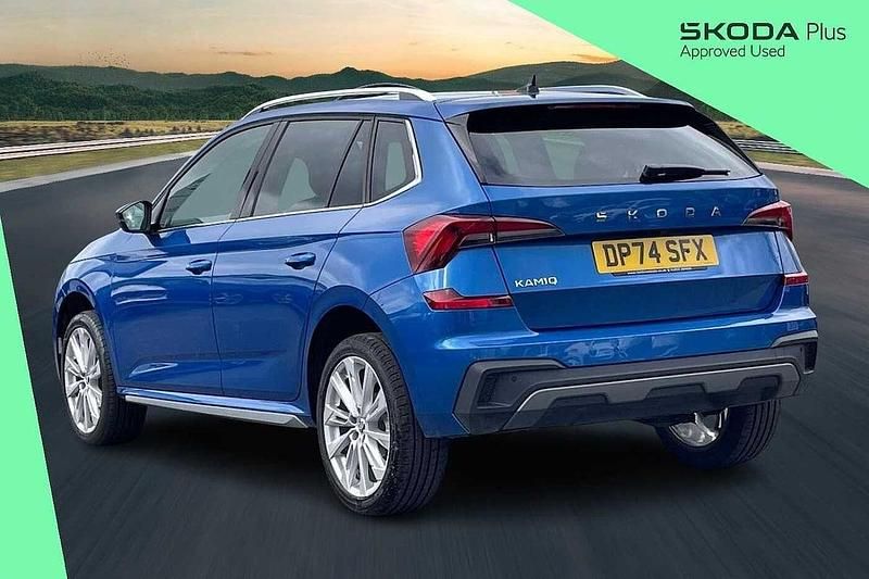 Used Skoda Kamiq SE L 85 HP (62 kW) 2025 Race blue metallic SUV