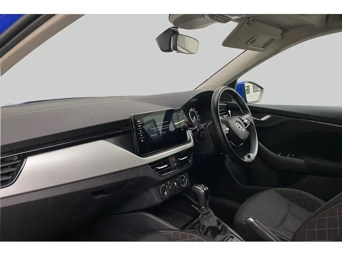 Used Skoda Kamiq SE Drive 81 HP (59 kW) 2023 Energy blue SUV