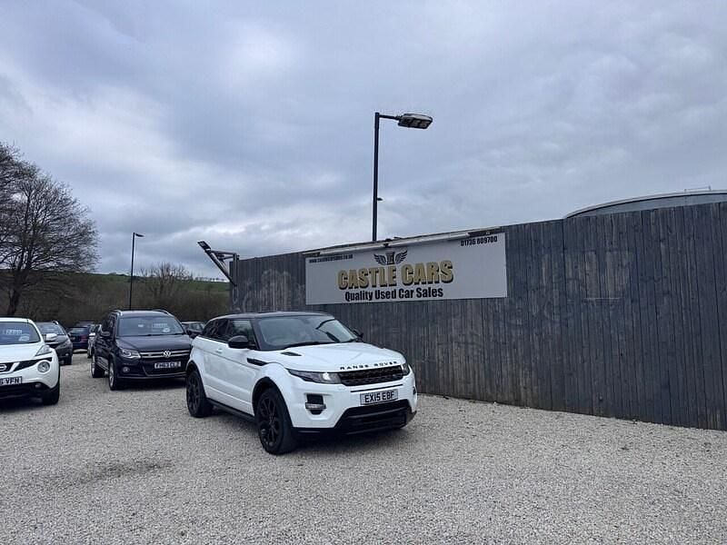 Used Land Rover Range Rover evoque Dynamic 150 HP (110 kW) 2015 White Coupe
