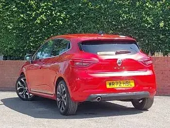Used Renault Clio Techno 90 HP (66 kW) 2022 Red Hatchback