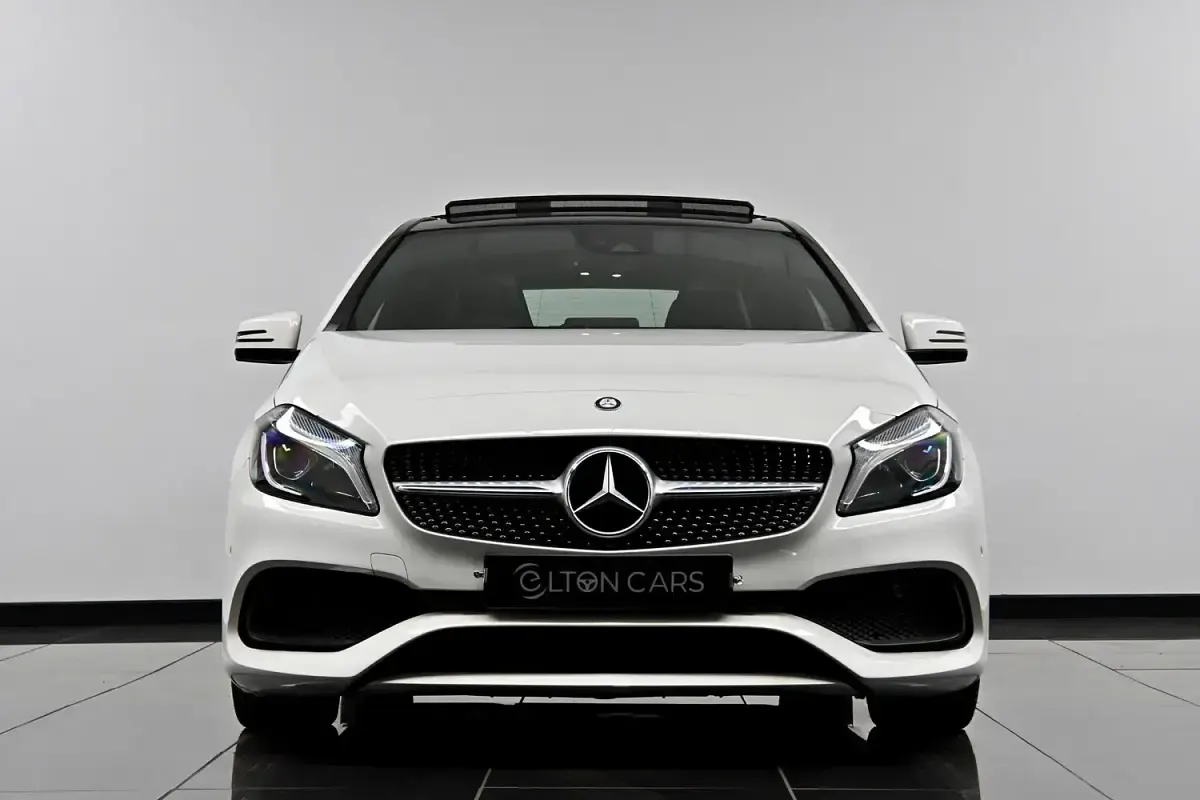 Used Mercedes A200 AMG Line Premium Plus 136 HP (100 kW) 2017 White Hatchback