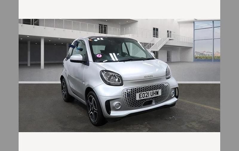 Silver Used 2021 Smart ForTwo Electric Drive Premium Coupe | £8,650 (Fair price) - Image 1/4