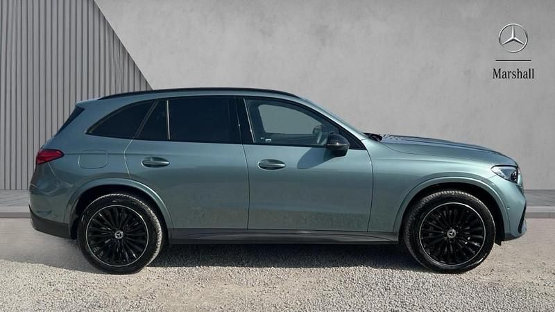 Used Mercedes GLC300e Urban 313 HP (230 kW) 2025 Verde silver metallic