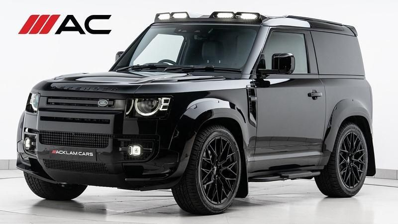 New 2025 Land Rover Defender S SUV | £66,990 (Super price) - Image 1/4