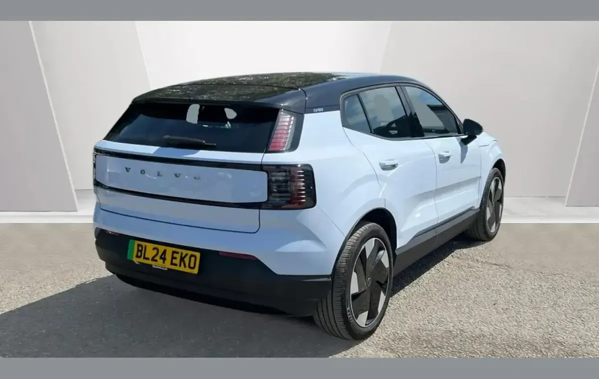 Used Volvo EX30 Plus 200 kW (272 HP) 2024 Blue SUV