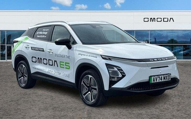 Used 2024 Omoda E5 SUV | £25,295 (Fair price) - Image 1/4