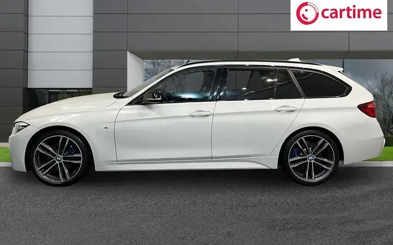 Used BMW 320 M Sport 190 HP (139 kW) 2019 White Estate