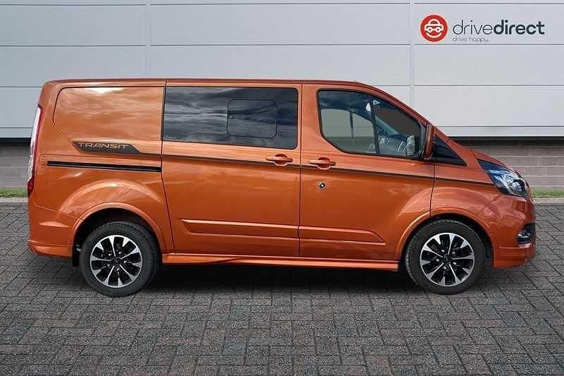 Used Ford Transit Custom Sport 170 HP (125 kW) 2022 Orange Van