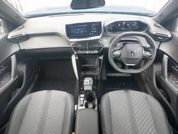 New Peugeot 2008 Allure 131 HP (96 kW) 2026 Metallic  obsession blue SUV