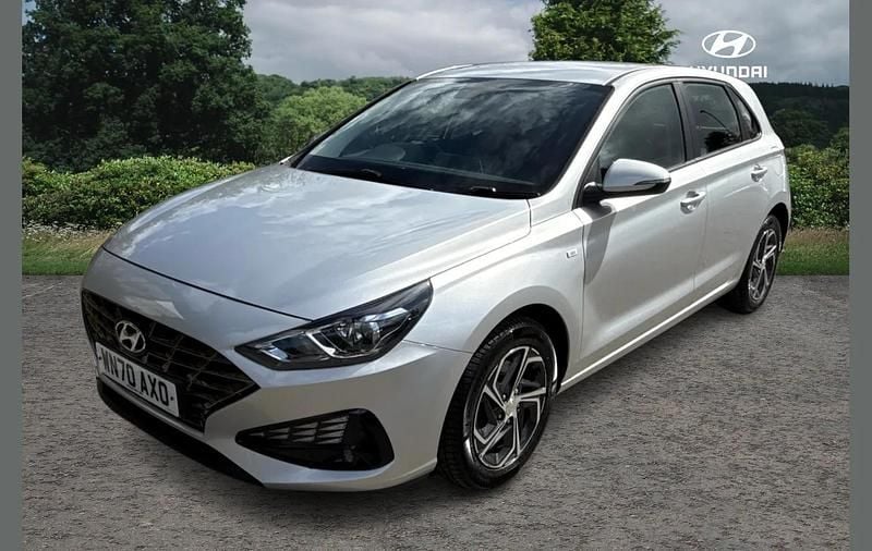 Used Hyundai i30 SE 117 HP (86 kW) 2020 Silver Hatchback