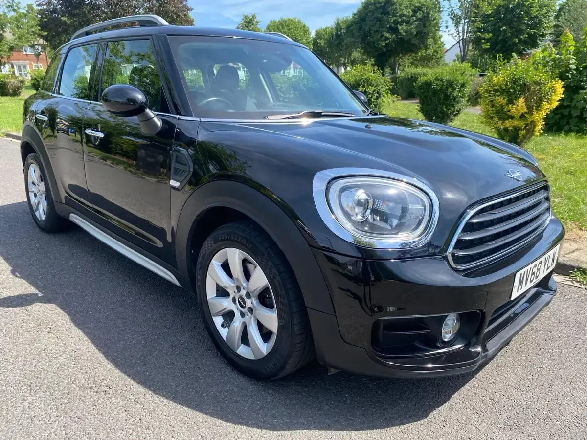 Used Mini Cooper D 150 HP (110 kW) 2018 Black Hatchback