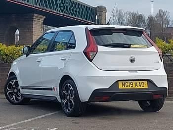 Used MG MG3 Excite 106 HP (77 kW) 2019 White Hatchback