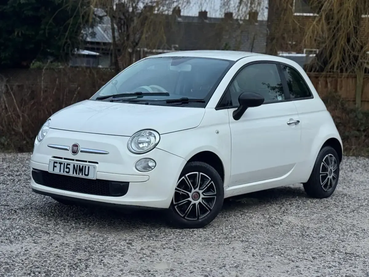 Używany Fiat 500 Pop 69 KM (50 kW) 2015 Biały Hatchback