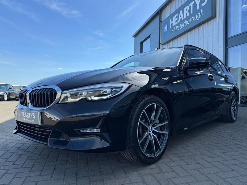 Used BMW 330e Sport Line 292 HP (214 kW) 2021 Black Estate