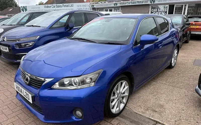 Used Lexus CT200h Luxury Line 136 HP (100 kW) 2013 Hatchback