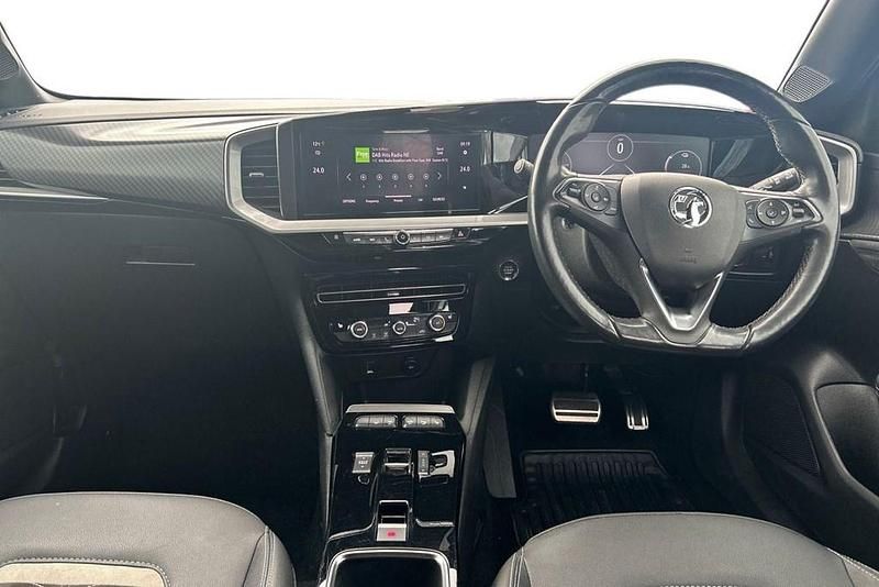 Used Vauxhall Mokka Ultimate 100 kW (136 HP) 2022 White SUV