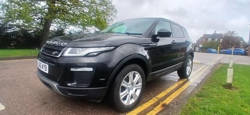 Używany Land Rover Range Rover evoque SE 2016 Czarny Kombi