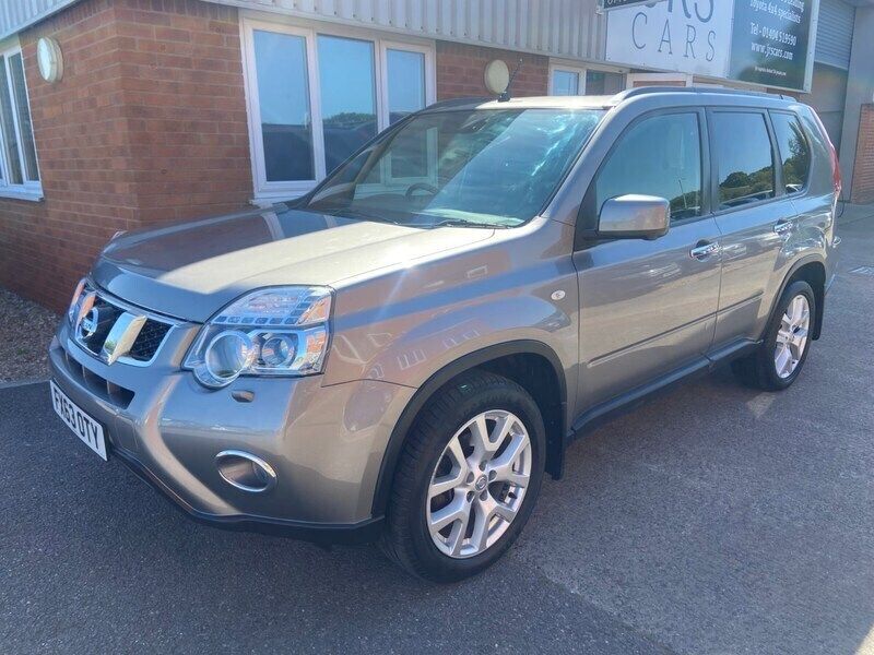 Grey Used 2013 Nissan X-Trail Tekna SUV | £8,995 (Expensive) - Image 1/4