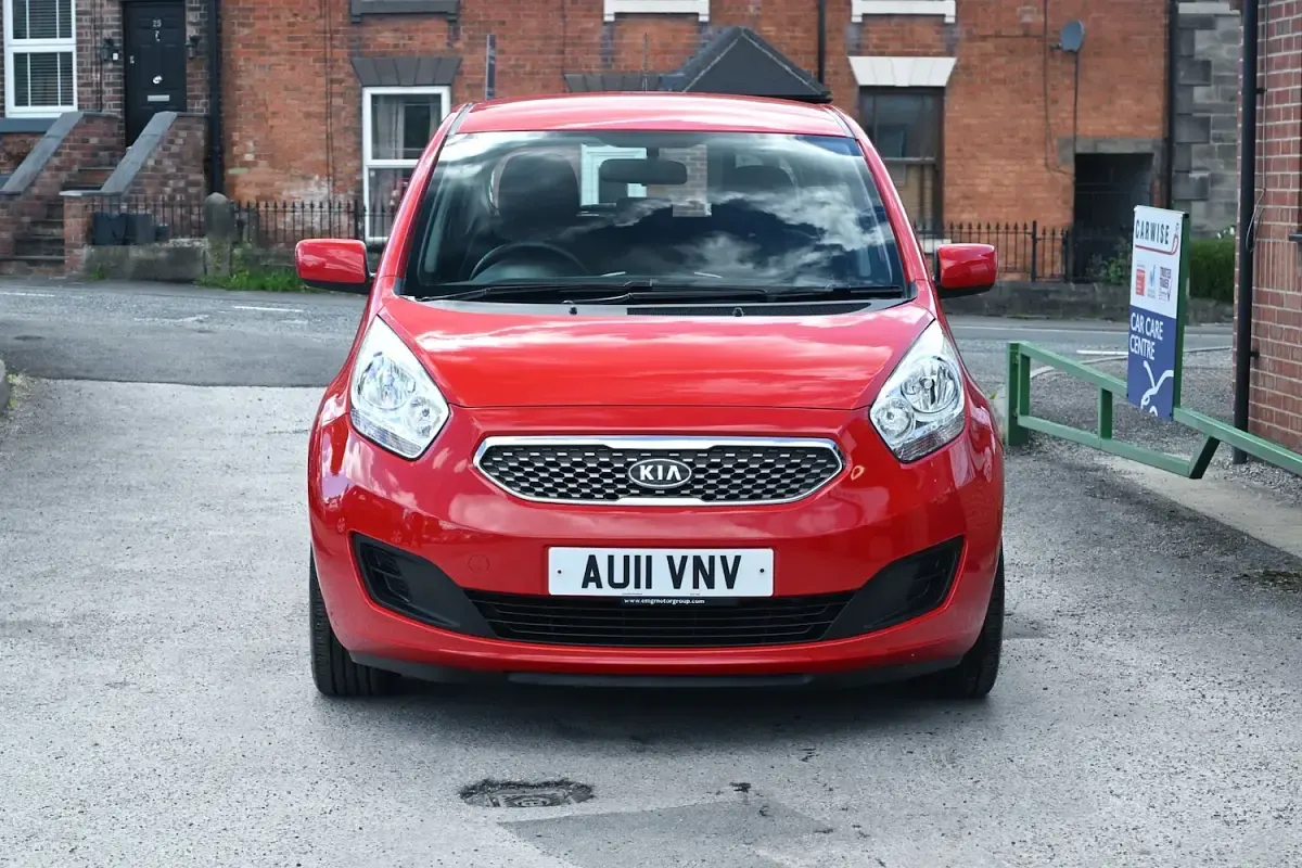 Used Kia Venga 2011 Red Hatchback