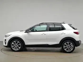 Used Kia Stonic 118 HP (86 kW) 2020 White SUV