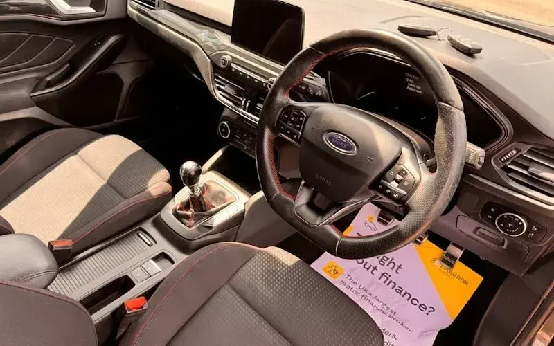 Used Ford Focus ST-Line 125 HP (91 kW) 2020 Hatchback